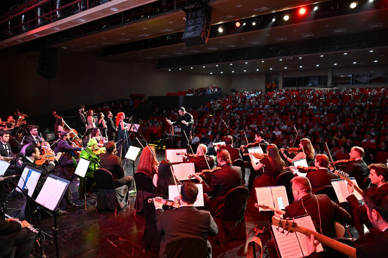 Büyükşehir’den, Öğretmenler Günü’ne Özel ‘Sonbahar Şarkıları’ Konseri