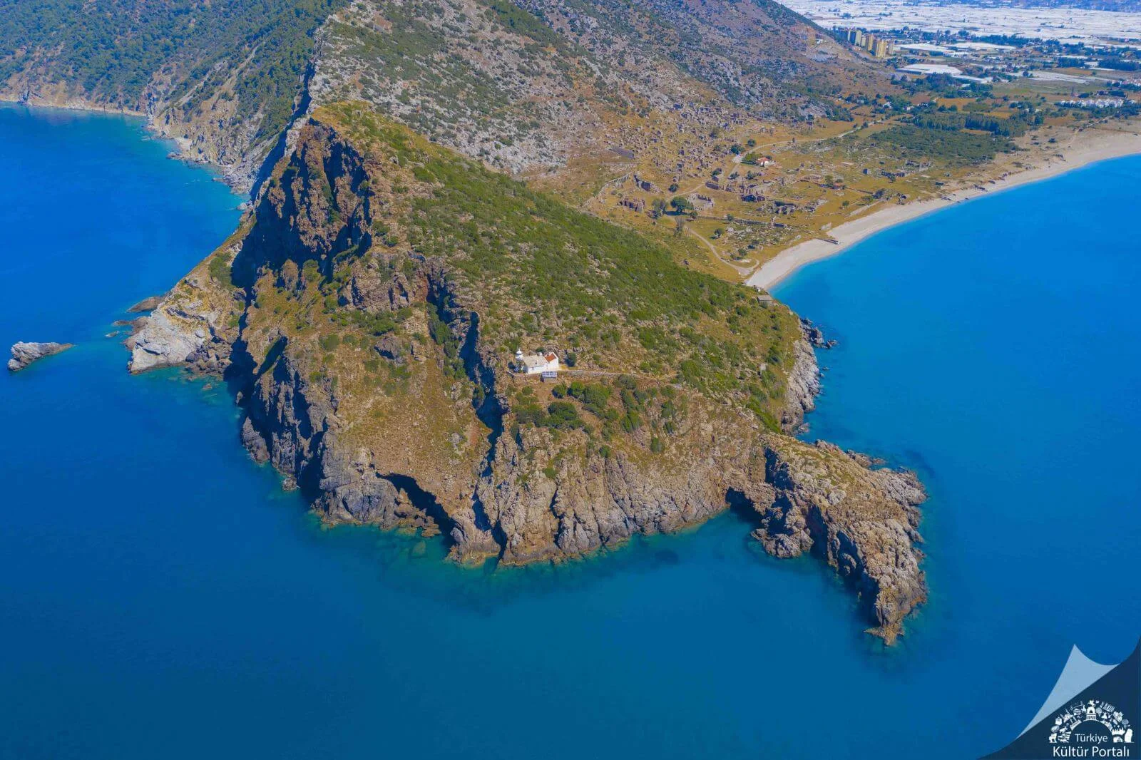 Anemurium Antik Kenti'nin Denize Uzanan Görünümü