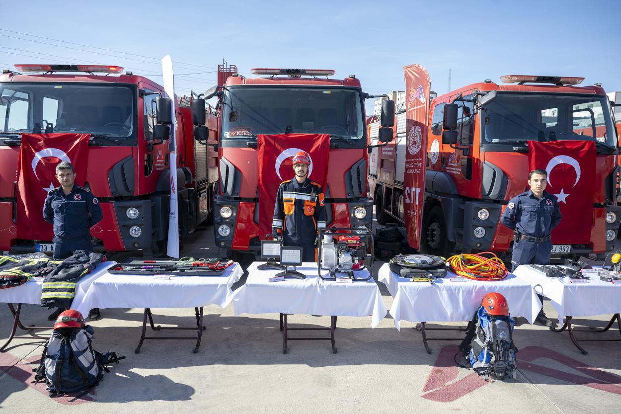 Büyükşehir İtfaiye Teşkilatı, Modern Ekipmanlarla Müdahale Kapasitesini Güçlendirdi