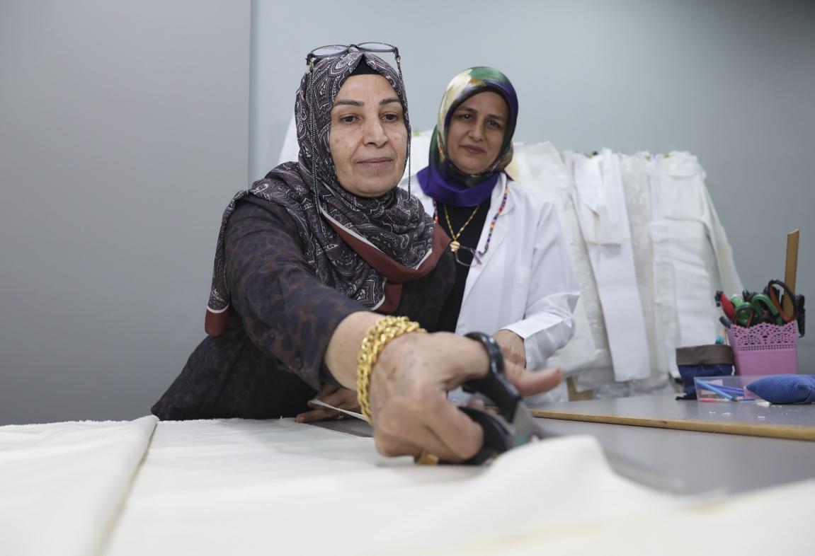 Özel Birey Anneleri Büyükşehir İle Hem Sosyalleşiyor Hem El İşi Öğreniyor