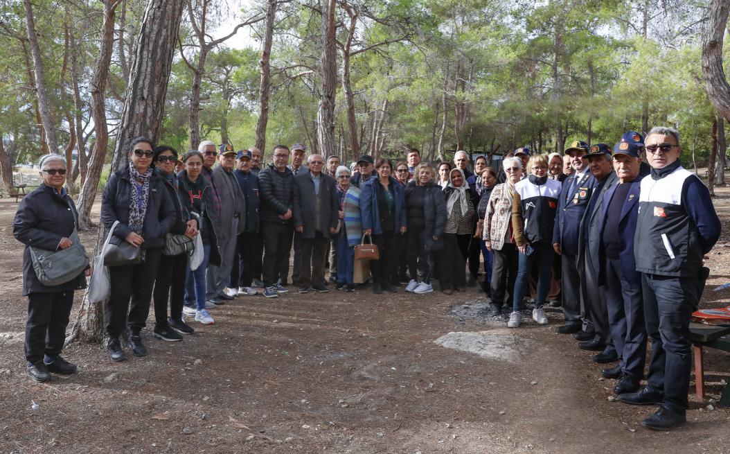 Büyükşehir, Gaziler ve Ailelerini Piknikte Buluşturdu