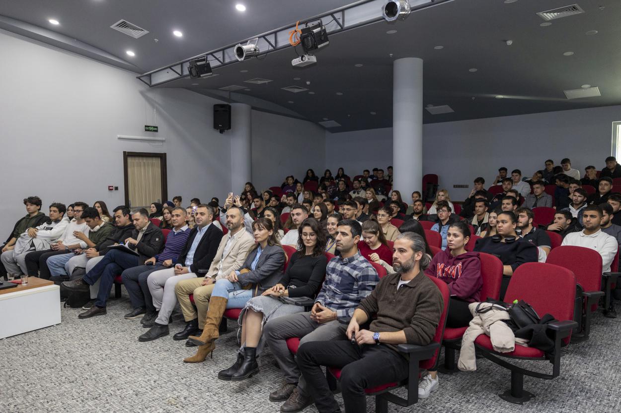 Büyükşehir Mercan Bilim Merkezi, Tarsus Üniversitesi Öğrencilerini Ağırladı