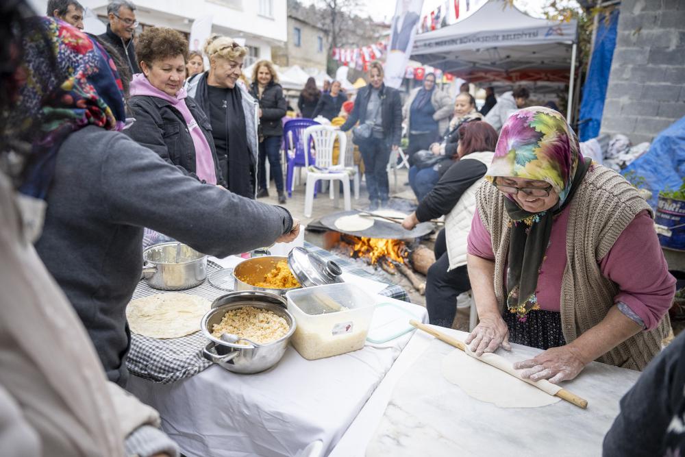 Büyükşehir’in “Kırsal Mahalle Buluşmaları” Çamlıyayla’nın Darıpınarı Mahallesi’nde Gerçekleşti