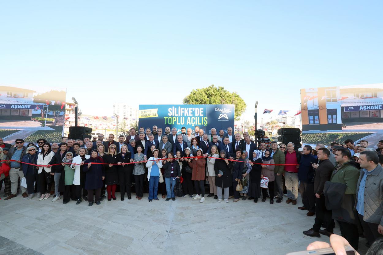 Mersin Büyükşehir’den Silifke’de Toplu Açılış