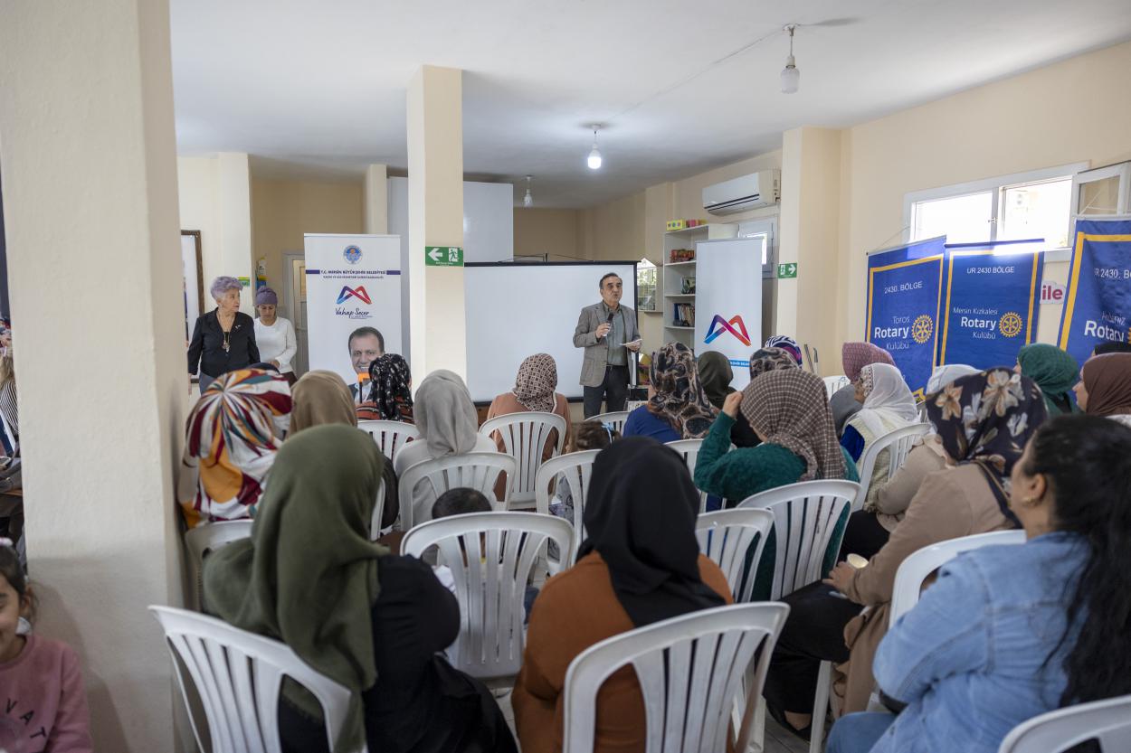 Büyükşehir ve Rotary Kulüpleri İş Birliğiyle Kadınlara Eğitim Programı Düzenlendi