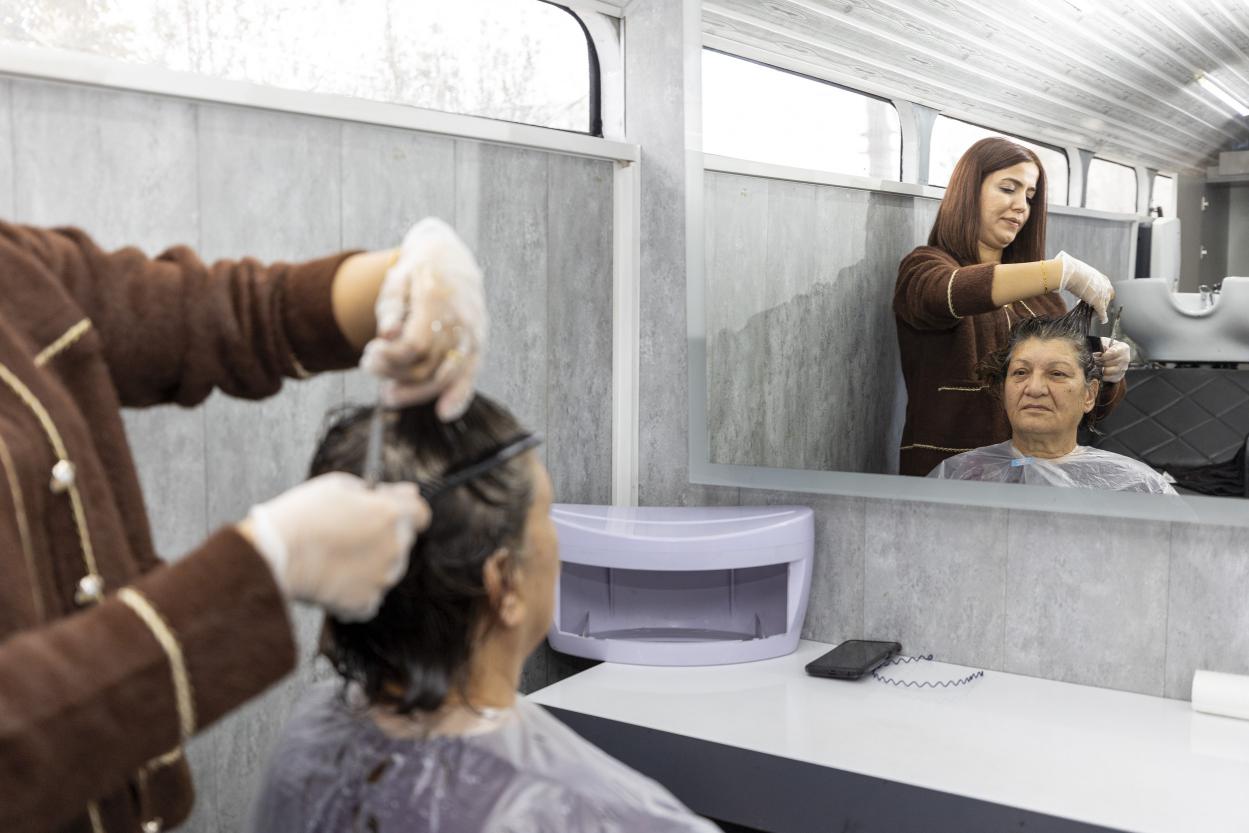 Büyükşehir Mobil Kuaför Aracı 30 Bini Aşkın Vatandaşa Ulaştı