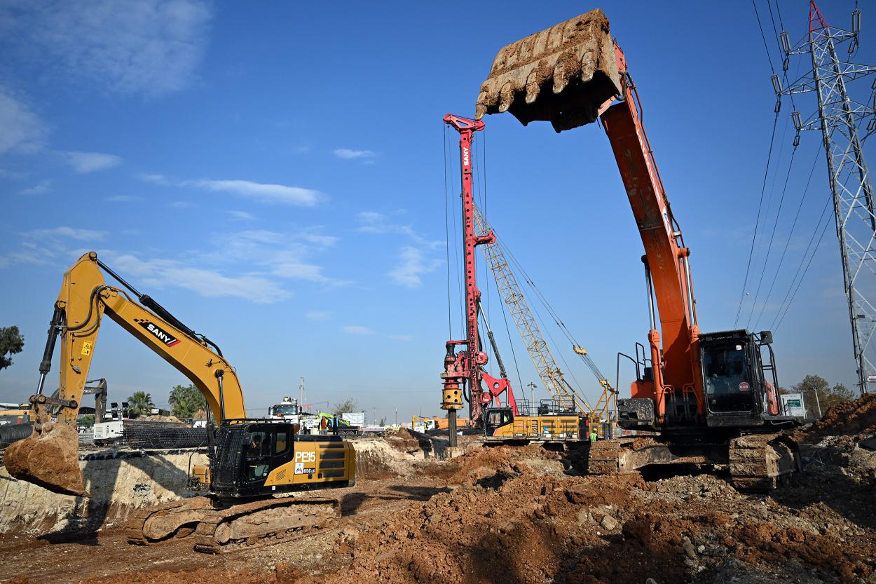 Mersin Trafiğine Nefes Aldıracak Projede Çalışmalar Hızla Devam Ediyor