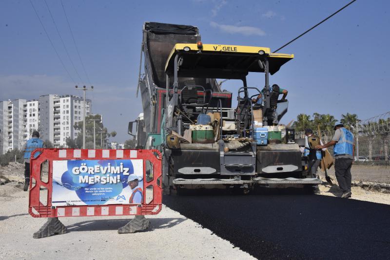 MESKİ, Mezitli’de İçme Suyu Hattı İle Asfalt Çalışmalarını Eş Zamanlı Sürdürüyor