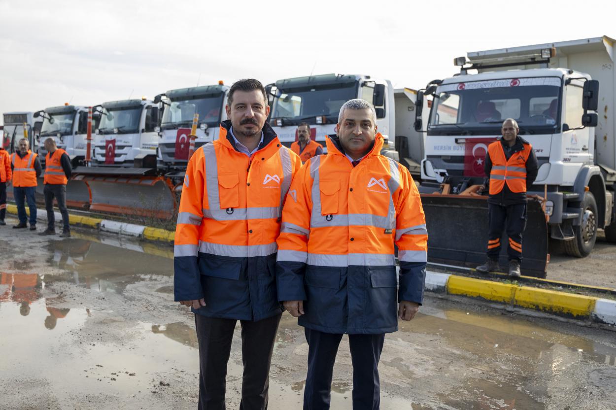 Büyükşehir Ekipleri Kar İle Mücadeleye Hazır