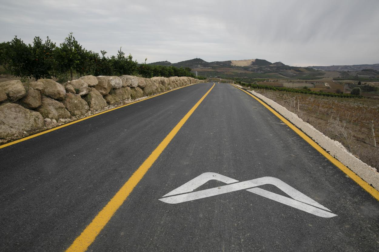 Büyükşehir Belediyesi, Esenli-Hebilli Bağlantı Yolunda Çalışmalarını Tamamladı