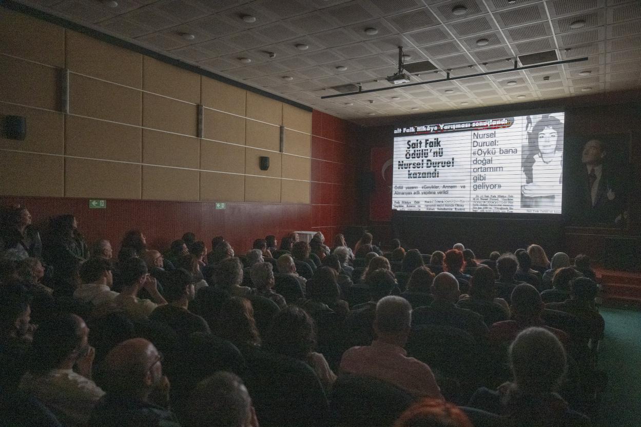 Sinema Ofisi’nden Kadın Radyocuların Öyküsüne Işık Tutan Belgesel Gösterimi