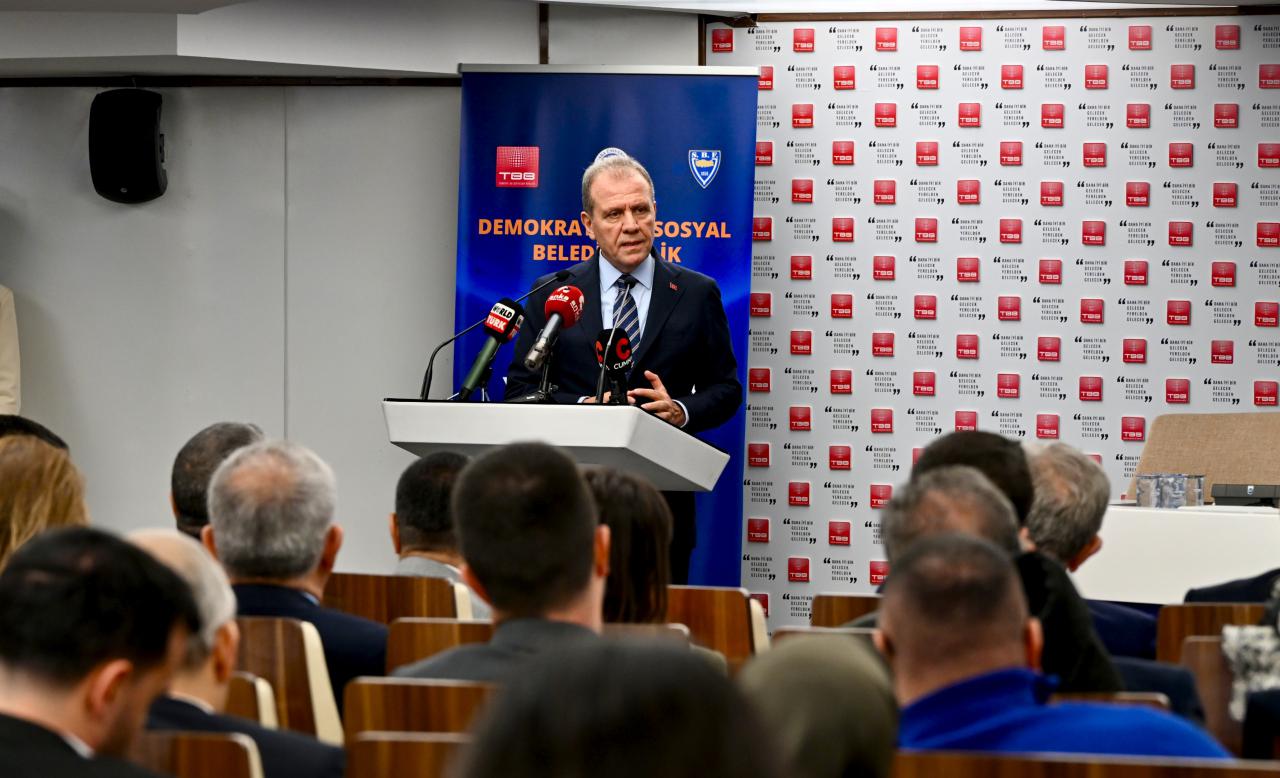 Başkan Seçer, ‘7. Ulusal Yerel Yönetimler Sempozyumu’na Katıldı