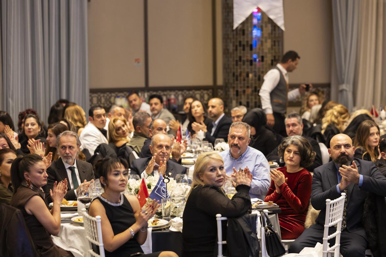 Başkan Seçer, TMMOB Makina Mühendisleri Odası Mersin Şubesi’nin 71. Yıl Kutlama Gecesine Katıldı