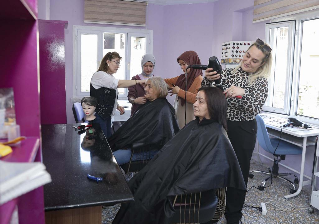 Büyükşehir Tömük’te Kadın Emeğine Değer Katıyor