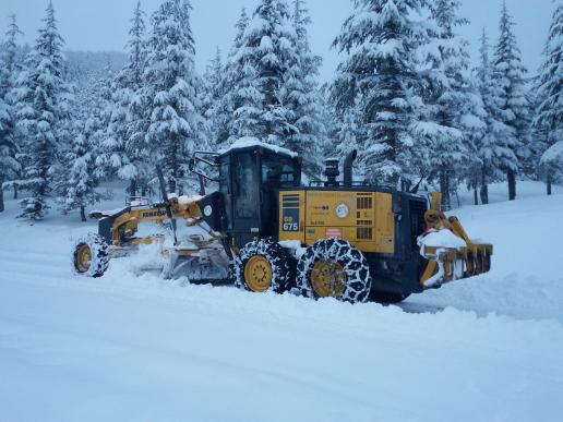 Büyükşehir Ekipleri Kar İle Mücadeleye Hazır