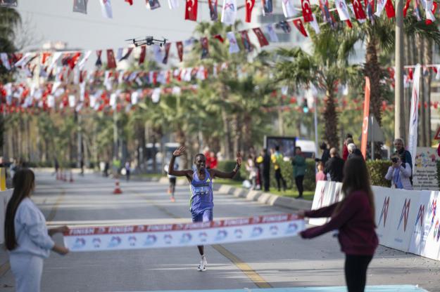 Elit Atletler Uluslararası Mersin Maratonu’nda Buluşuyor