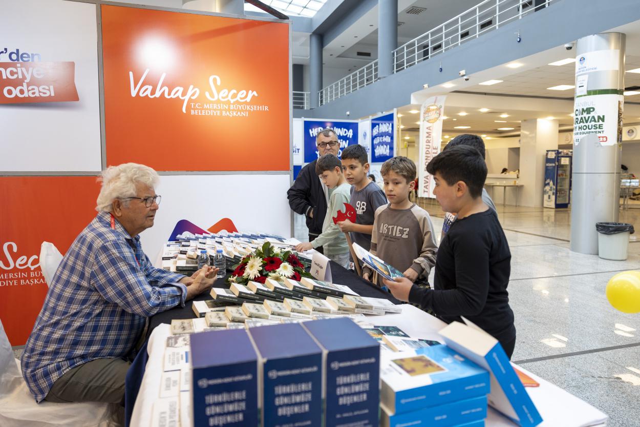 CNR Mersin Kitap Fuarı Bu Yıl ‘Oku’ Mottosuyla Hayat Buldu