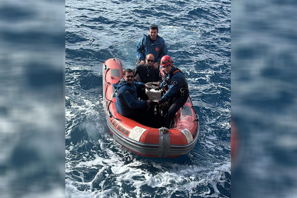 Mersin Büyükşehir İtfaiyesi’nden Nefes Kesen Operasyon