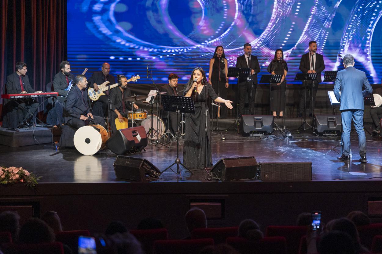 Büyükşehir, ‘Anadolu’dan Ezgiler’ Konseri İle Sanatseverleri Bir Araya Getirdi