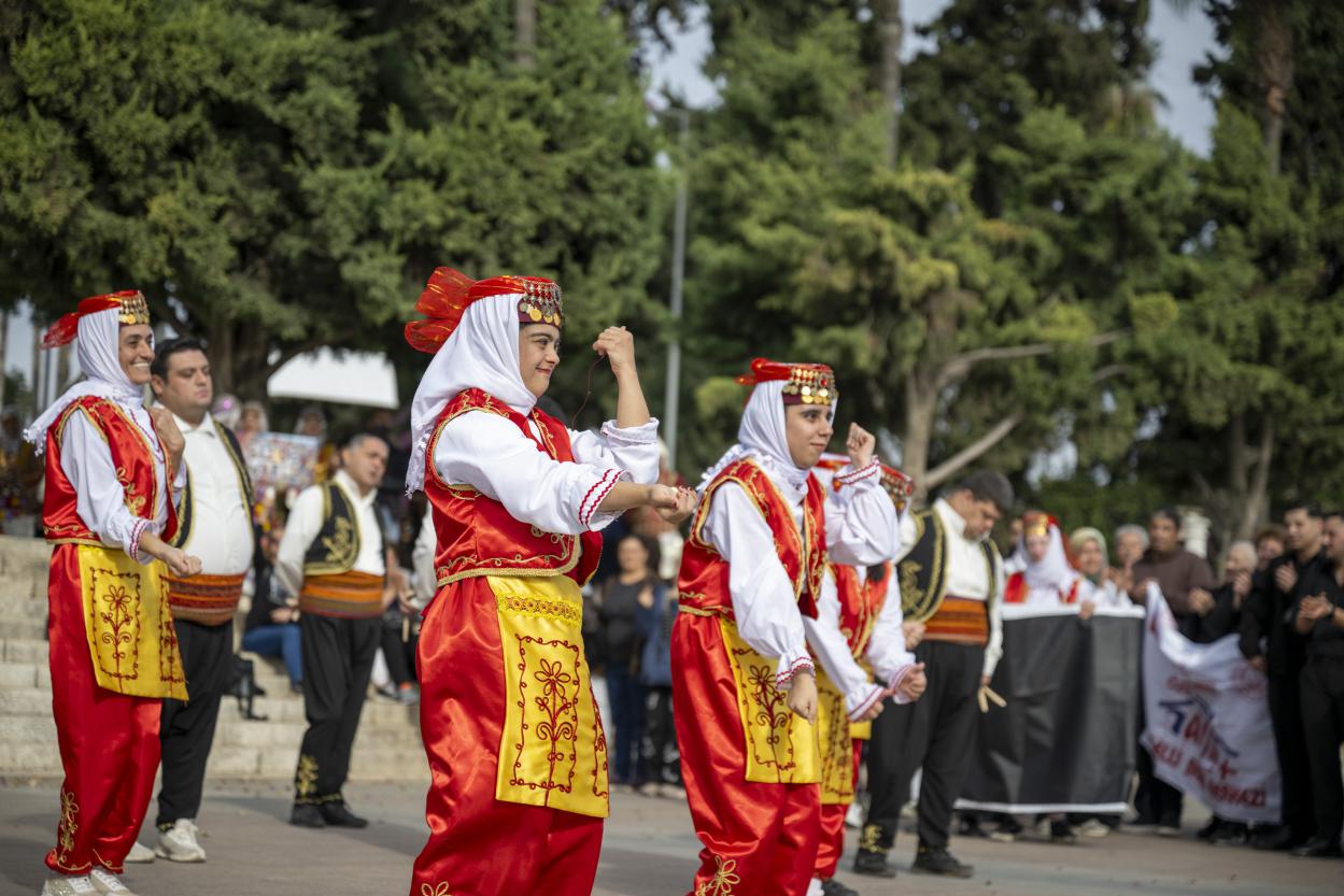 Büyükşehir Koordinesinde ‘Dünya Engelliler Günü’ Kapsamında Yürüyüş Gerçekleştirildi