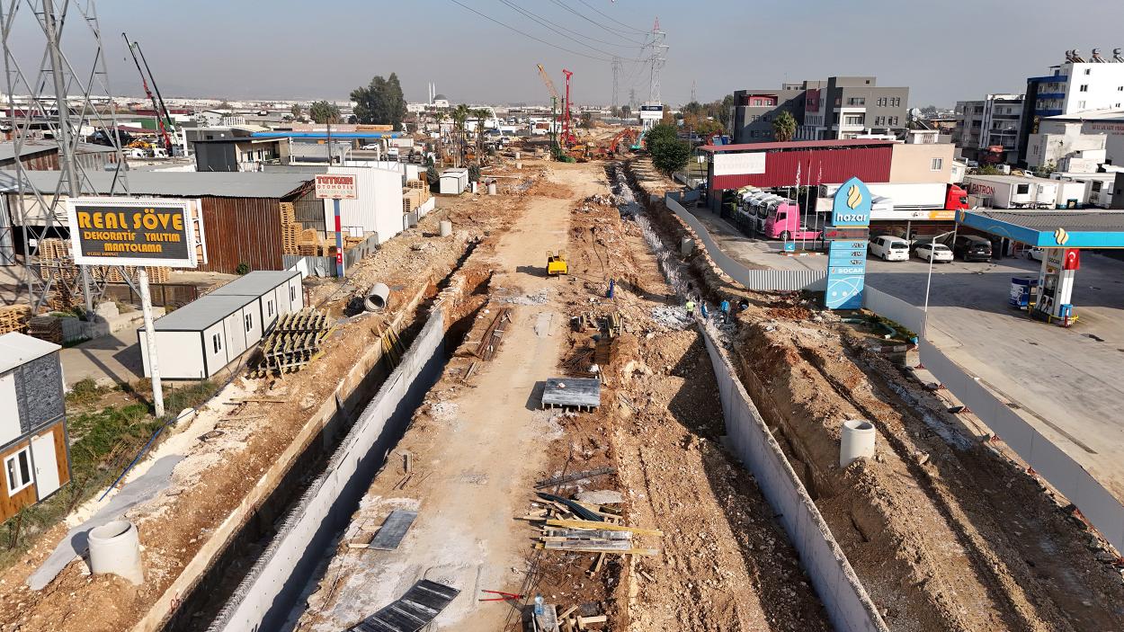 Mersin Trafiğine Nefes Aldıracak Projede Çalışmalar Hızla Devam Ediyor