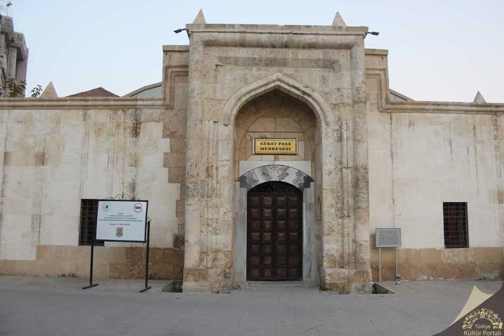 Kubat Paşa Medresesi