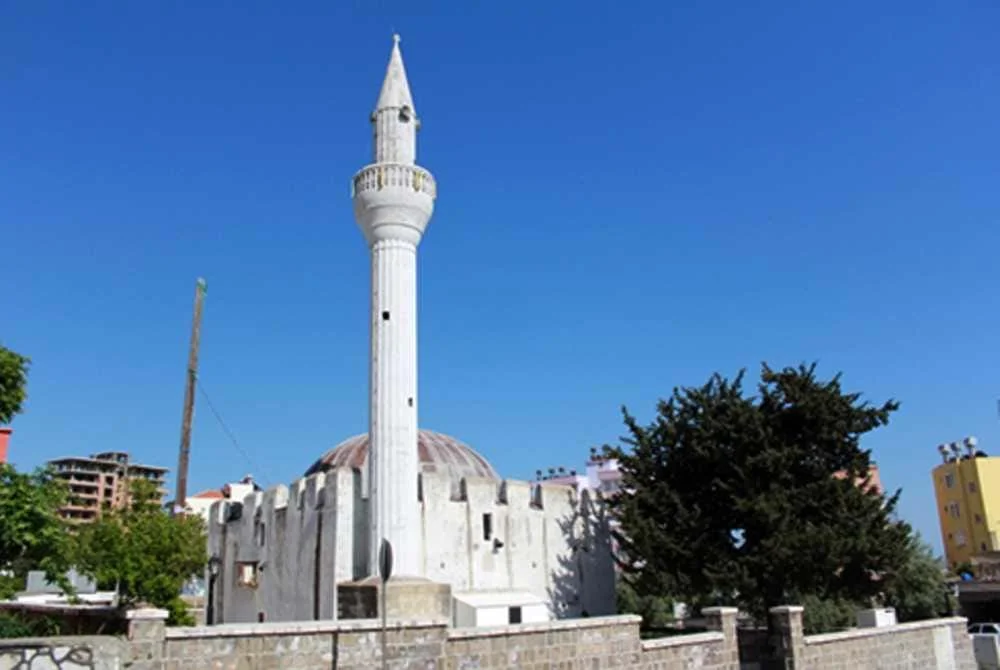 Sultan Alaeddin Camii / Akcamii