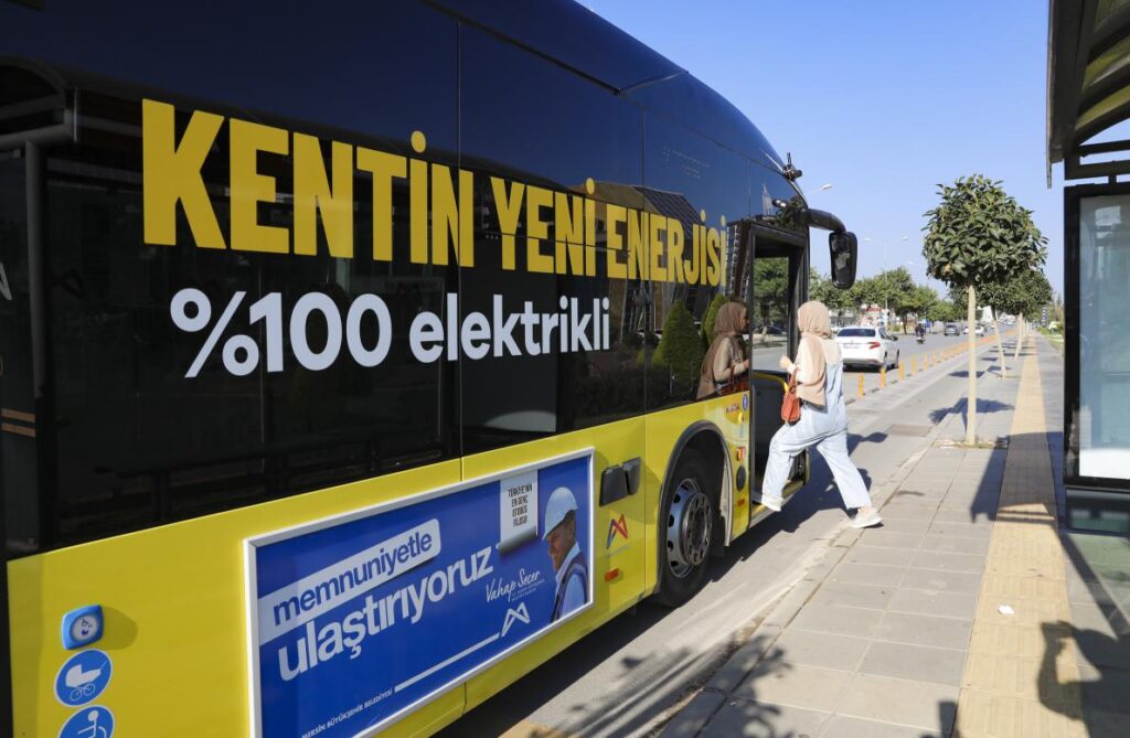 Büyükşehir’den 18 Elektrikli Otobüs İle Mersin Ulaşımına Çevreci Bir Dokunuş
