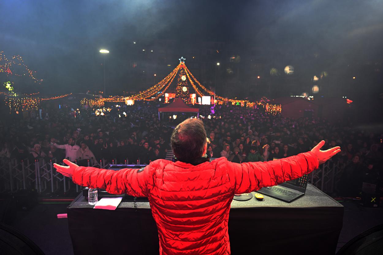 Mersinliler Yeni Yıla Büyükşehir İle ‘Merhaba’ Dedi