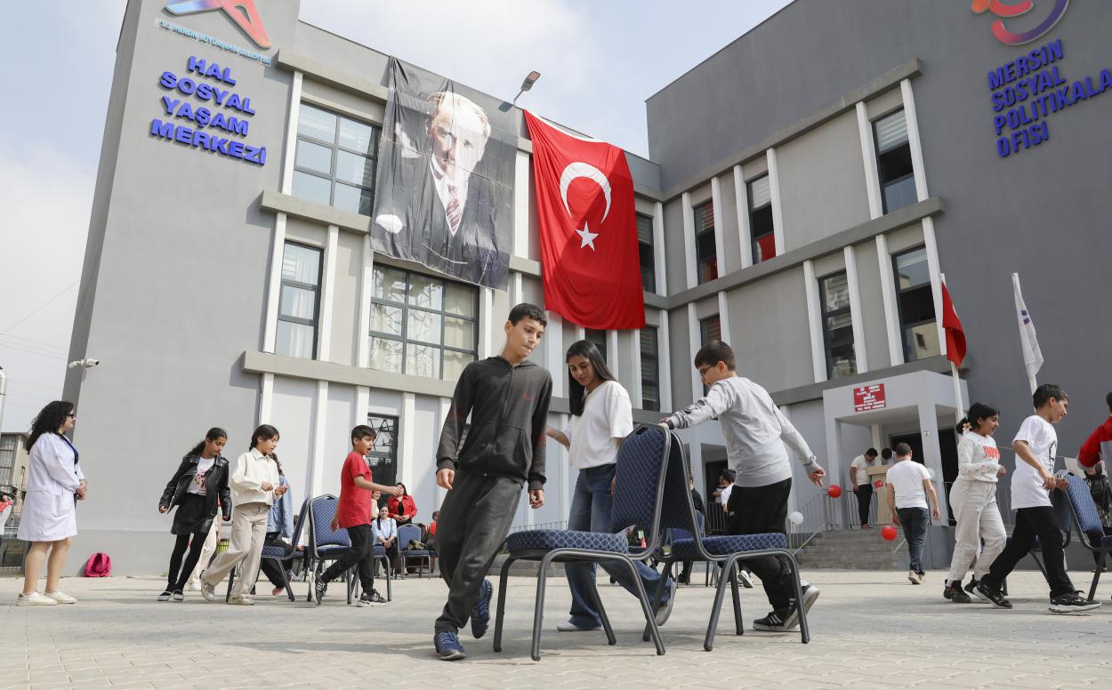 Mersin Büyükşehir’in Sosyal Politikaları Türkiye’ye Örnek Oluyor
