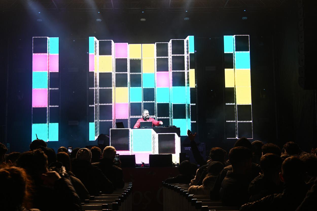 Mersinliler Yeni Yıla Büyükşehir İle ‘Merhaba’ Dedi