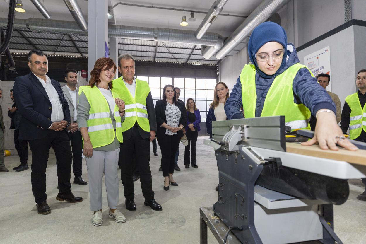 Büyükşehir 2025’te de Sosyal Hizmetleriyle Toplumsal Dayanışmayı Güçlendirdi