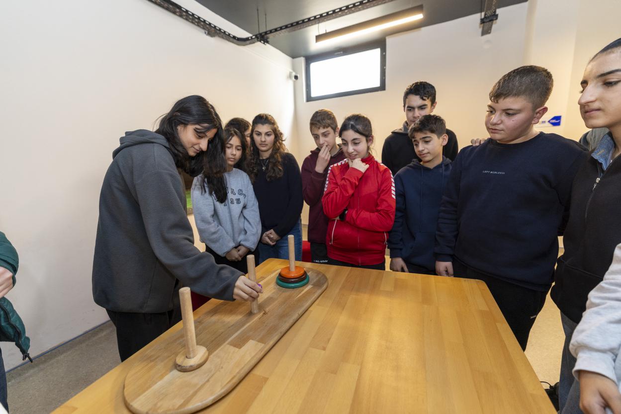 1 Yaşını Dolduran Aratos Matematik Evi Binlerce Öğrenciyi Ağırladı