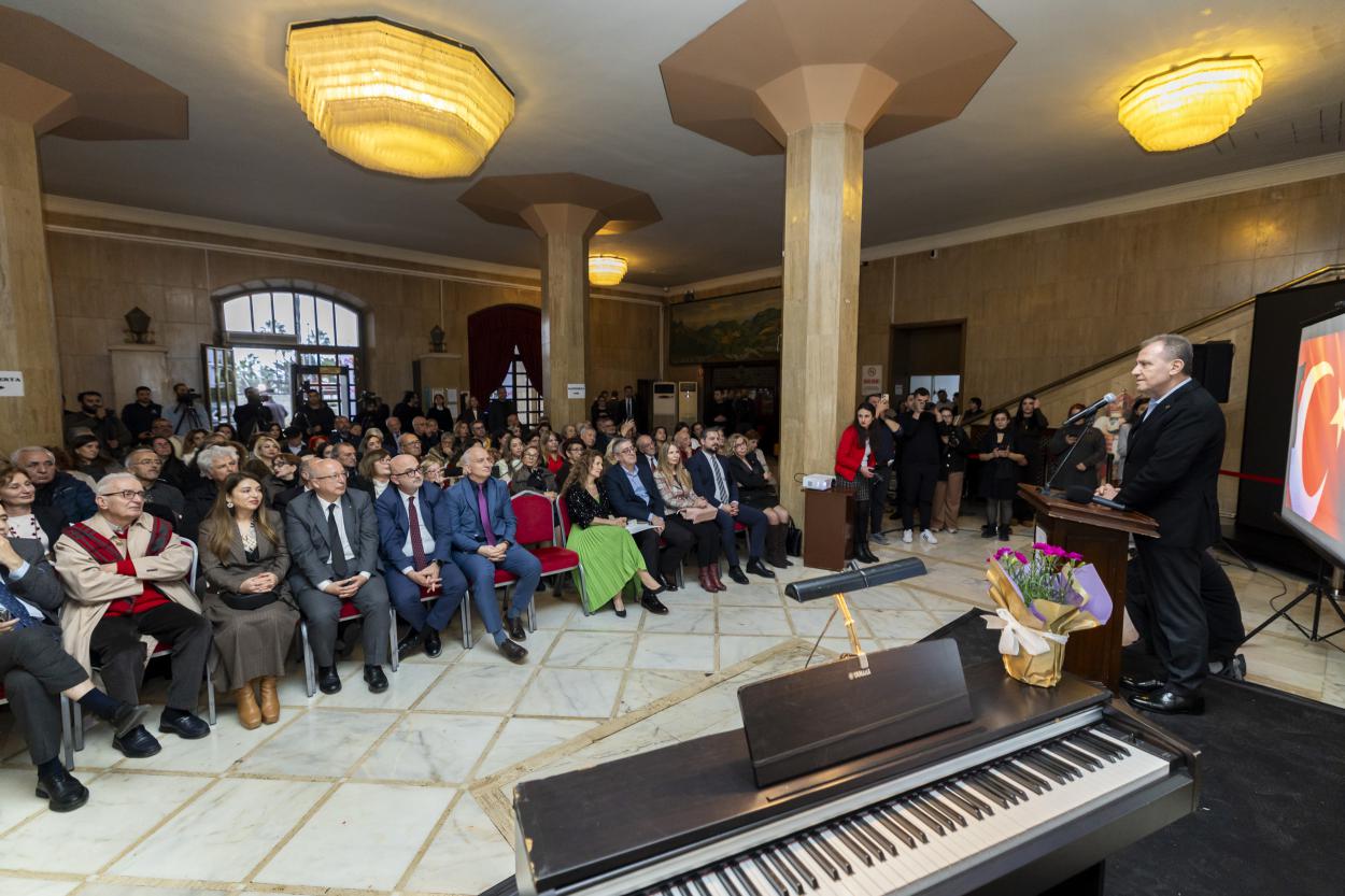 Başkan Seçer, 6. ‘Şinasi Develi Mersin Kent Ödülü’ Törenine Katıldı