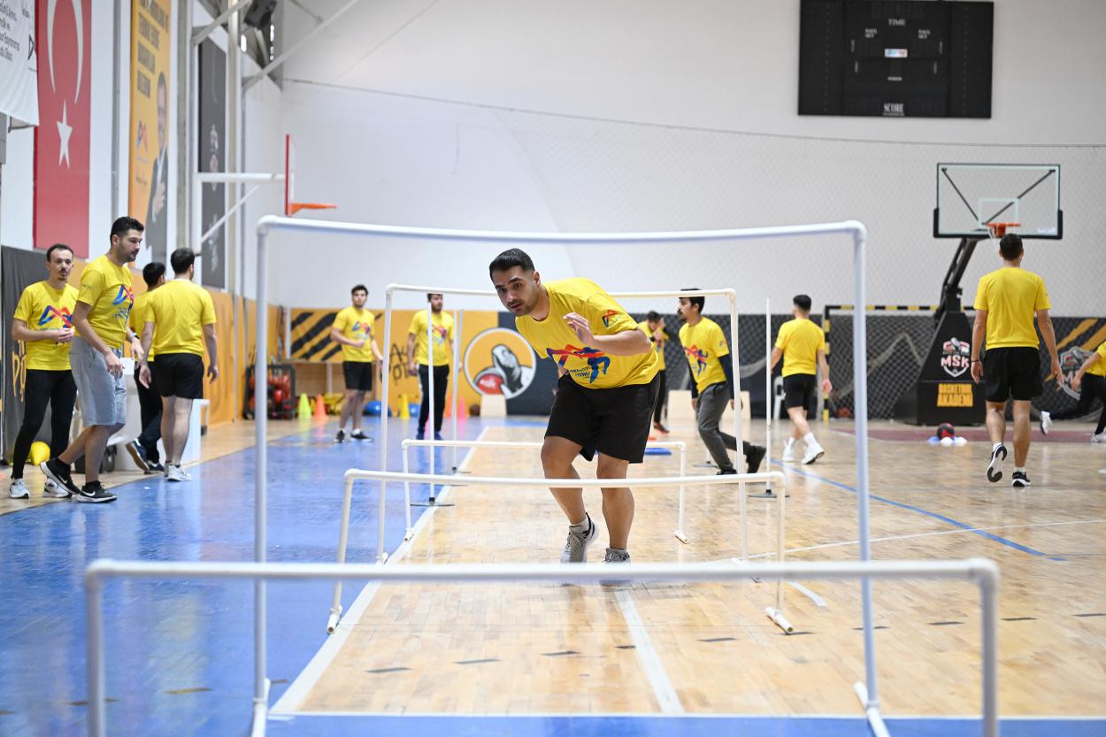 Mersin Büyükşehir Fiziki Yeterlilik Kursu İle Gençlerin Yanında