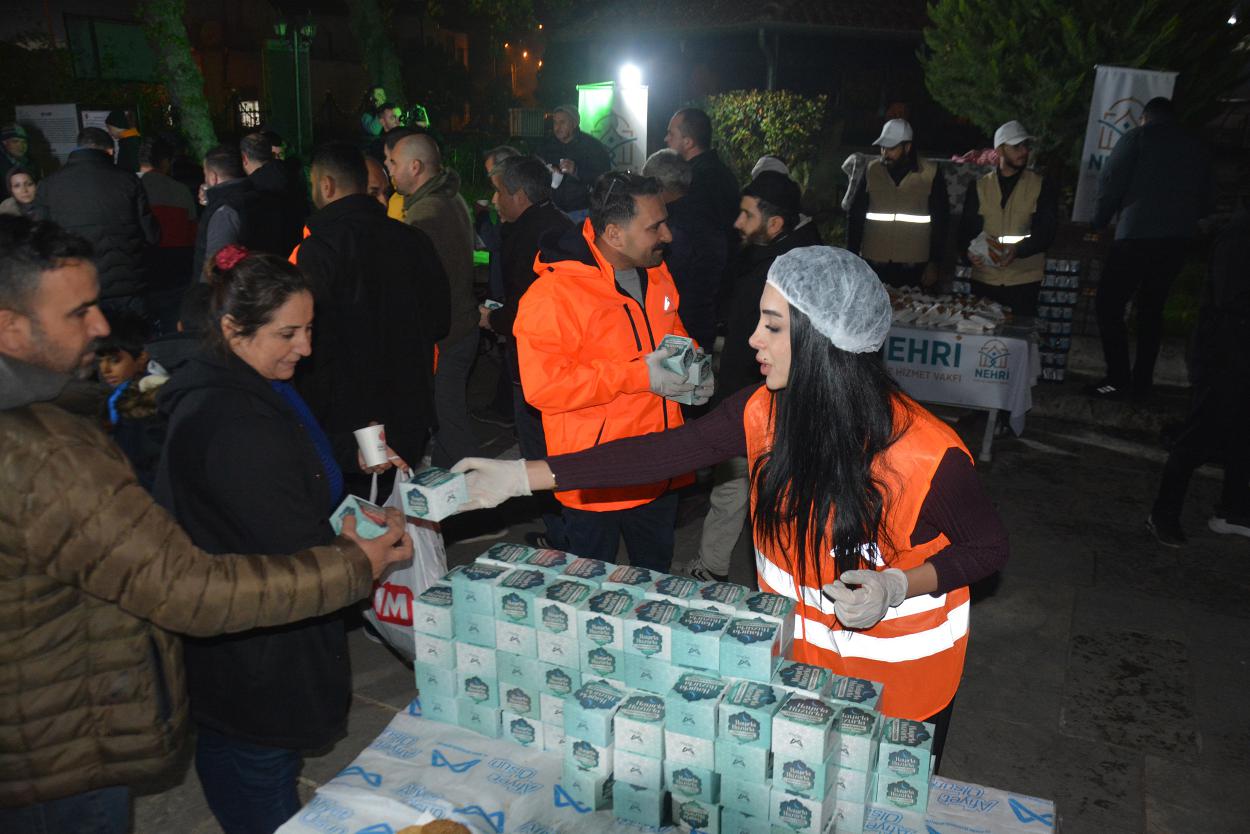 Mersin Büyükşehir’den Miraç Kandili’nde 15 Bin Kandil Simidi İkramı…