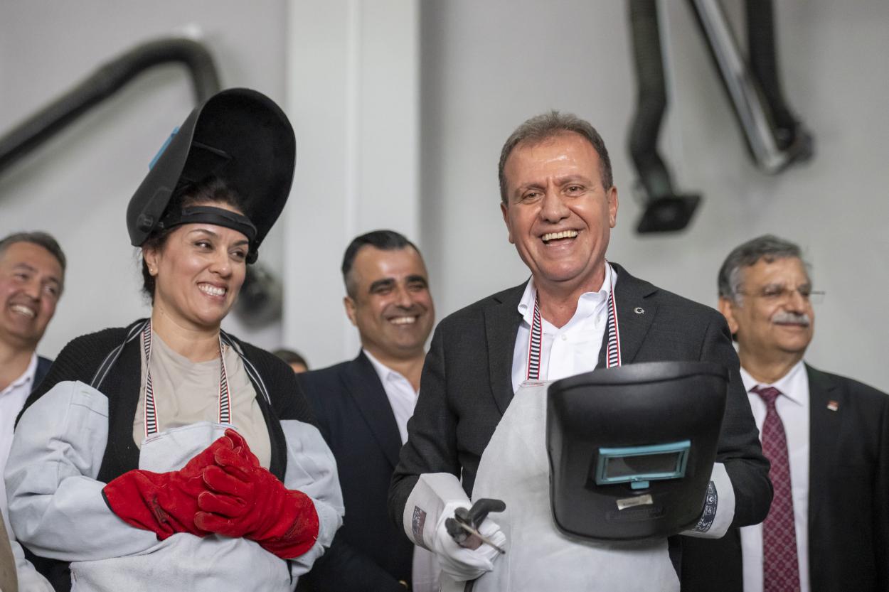 Mersin Büyükşehir’in Sosyal Politikaları Türkiye’ye Örnek Oluyor