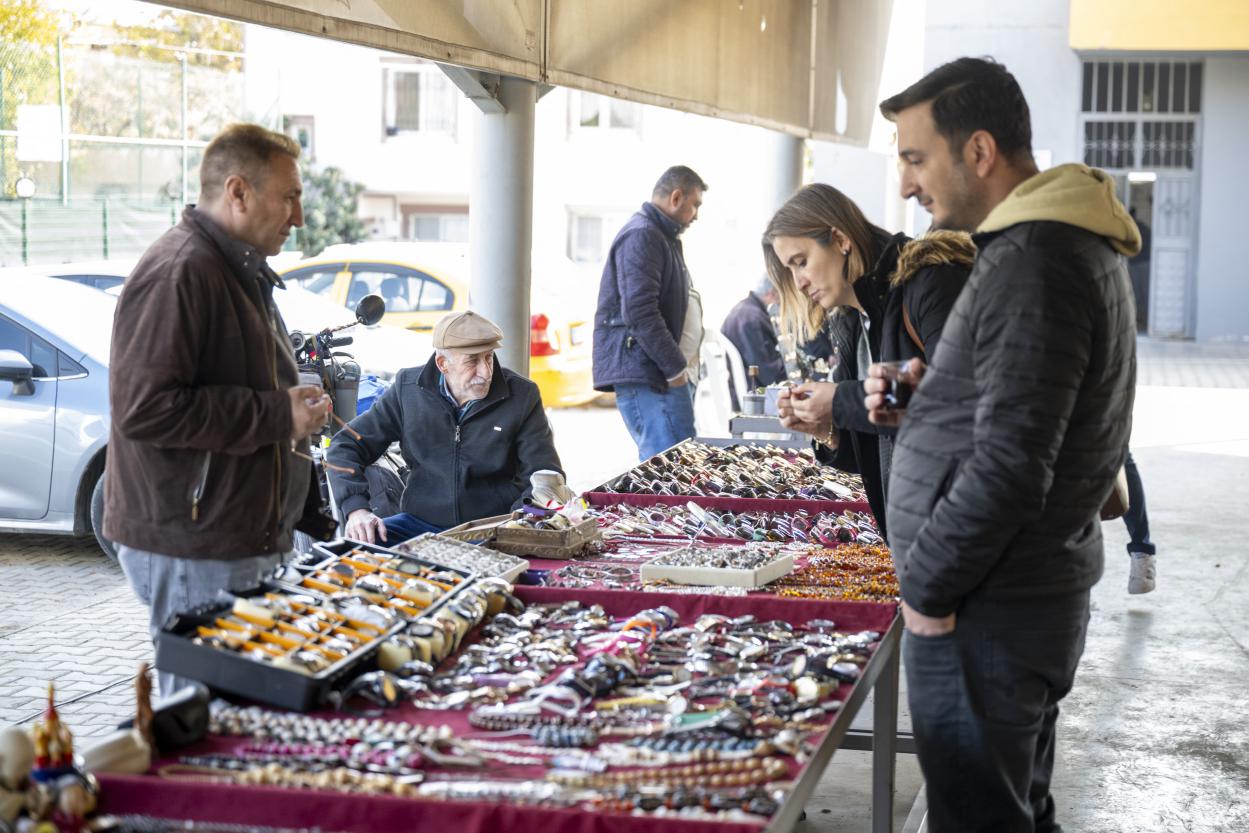 Büyükşehir’in Antika Pazarı, Vatandaşların Uğrak Noktası