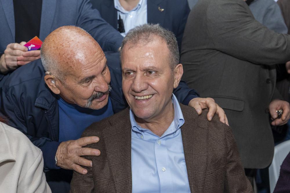 Başkan Seçer ve Meral Seçer Toroslar’da Binlerce Kişiyle İftar Sofrasında Buluştu