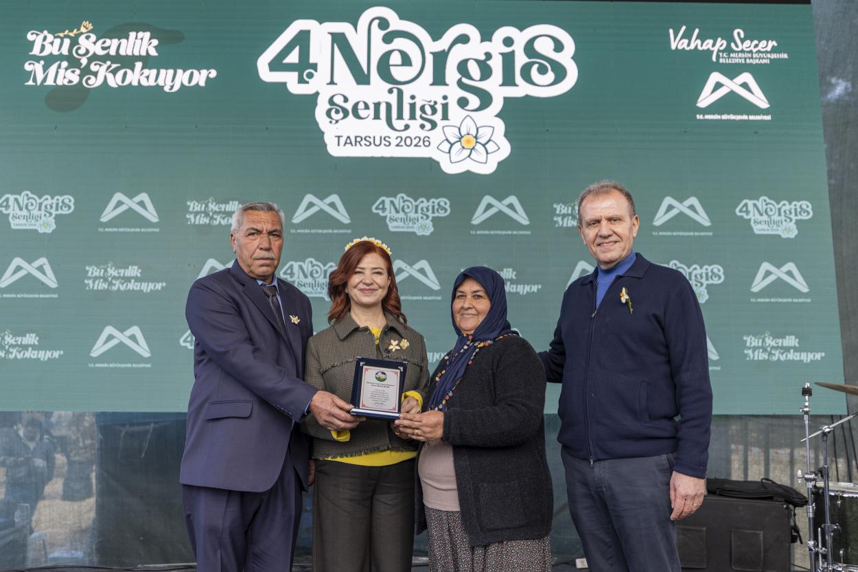 Başkan Seçer ve Meral Seçer ‘4. Nergis Şenliği’ne Katıldı