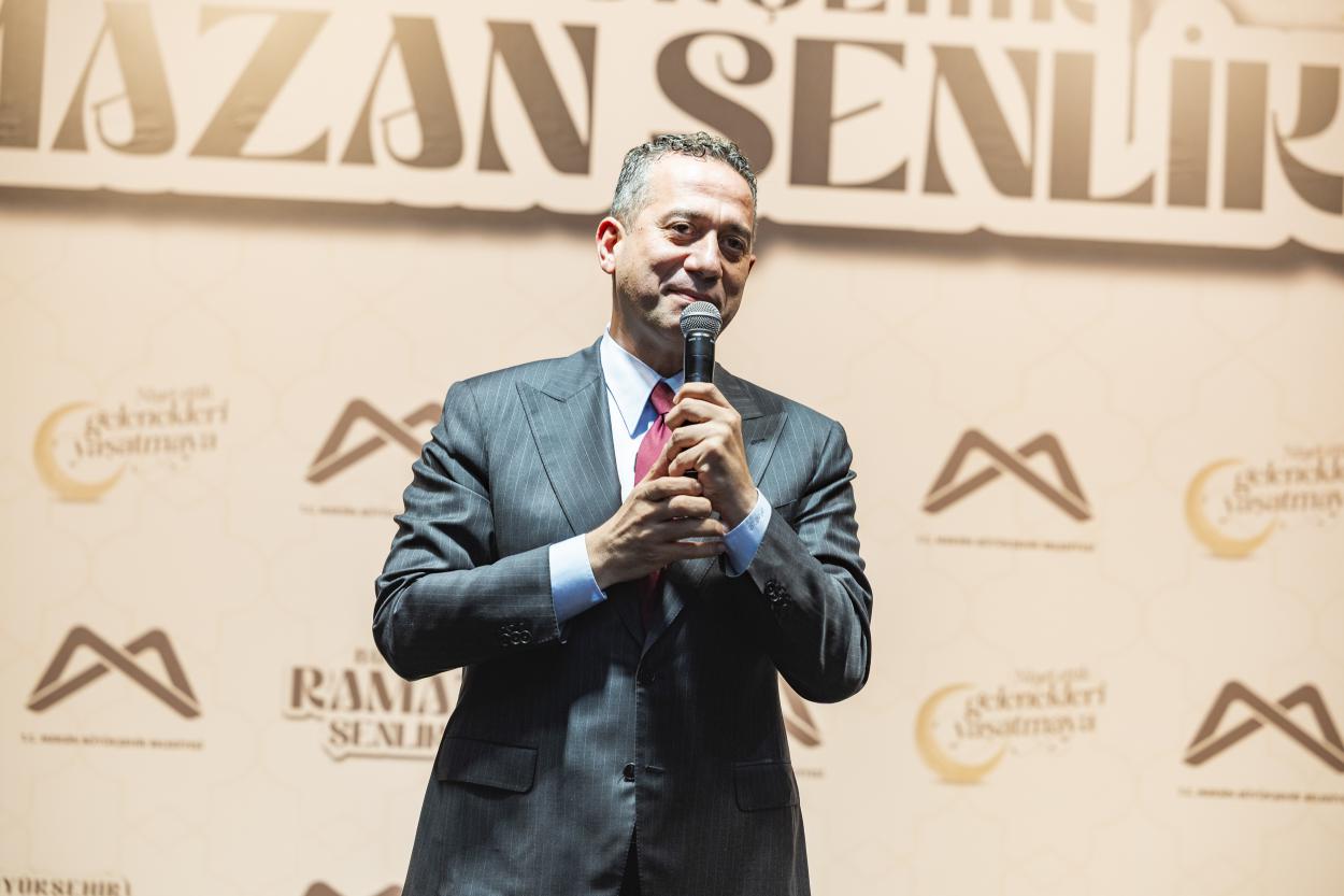 Başkan Seçer ile Meral Seçer, Erdemlilerle İftar Sofrasında Buluştu