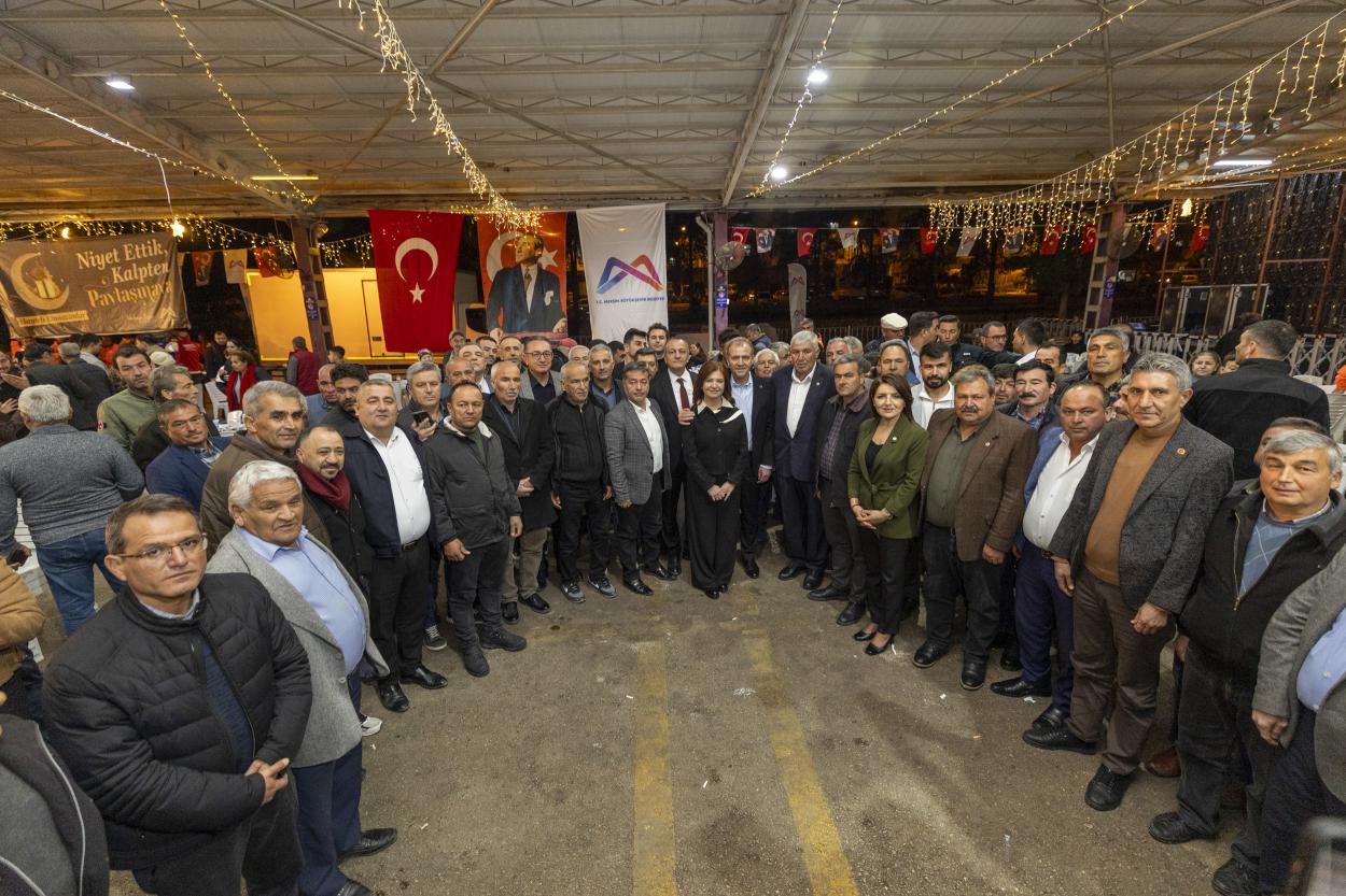 Başkan Seçer ile Meral Seçer, Erdemlilerle İftar Sofrasında Buluştu