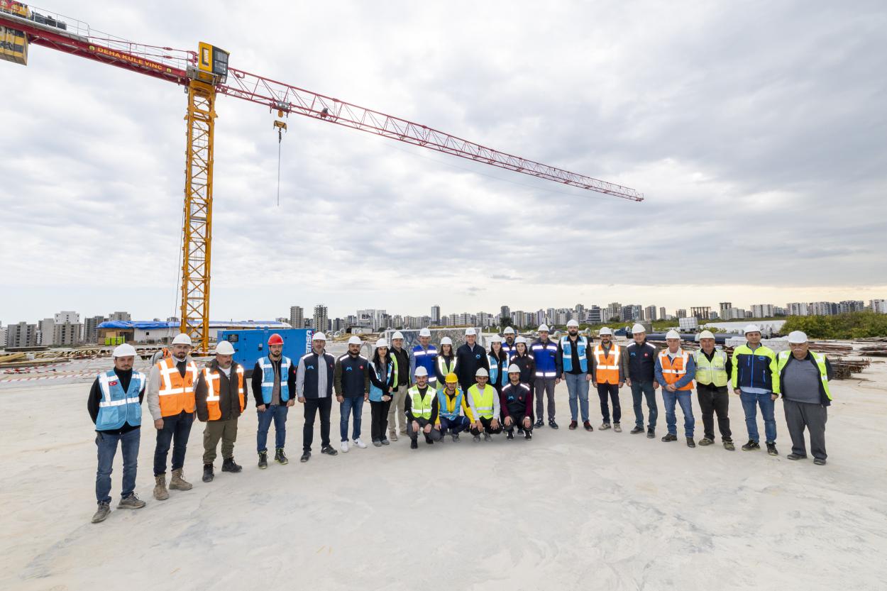 Başkan Seçer, Mezitli İçmesuyu Şebeke Projesi Çalışmalarını İnceledi