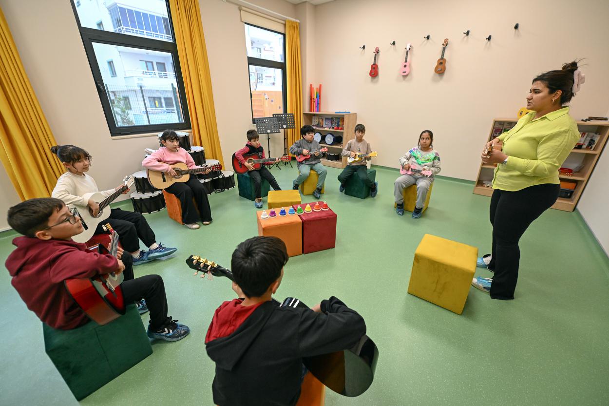 Çocukların Dünü, Bugünü, Yarını Büyükşehir'e Emanet