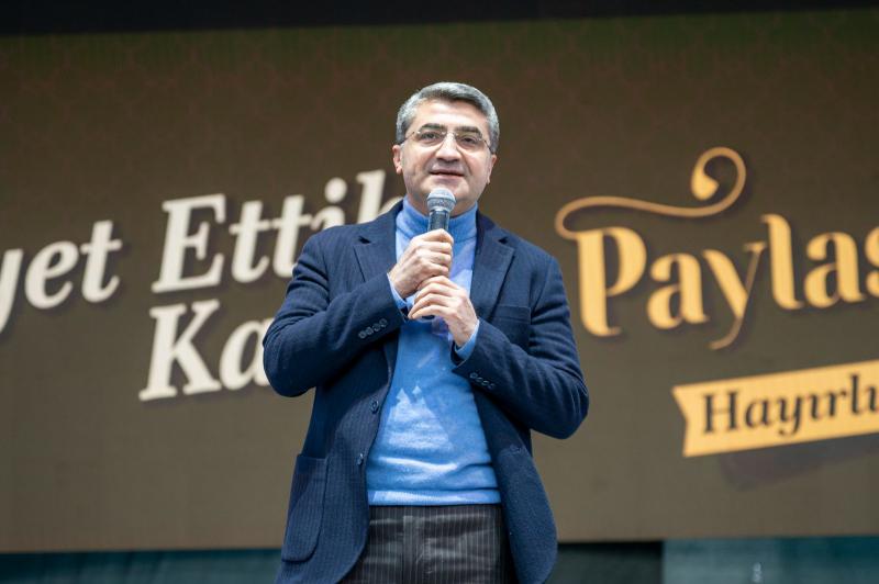 Başkan Seçer Ve Meral Seçer, Yenişehir'de İftar Ve Ramazan Şenlikleri'ne Katıldı