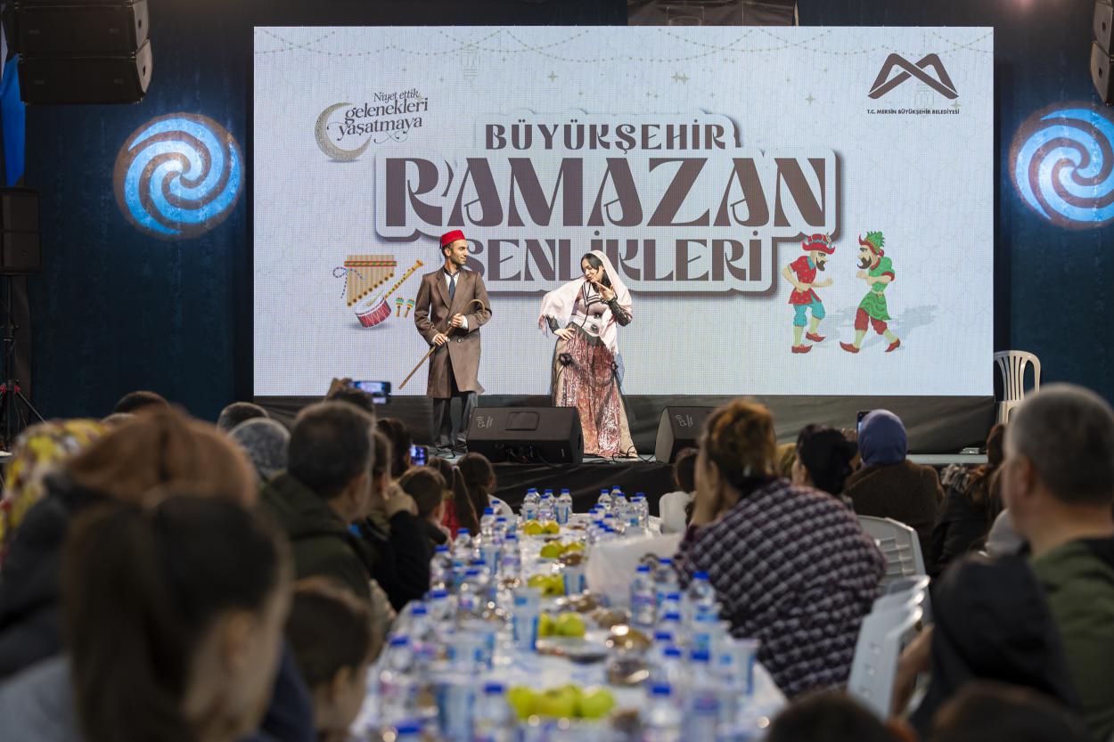 Başkan Seçer ve Meral Seçer, Anamurlu Yurttaşlarla İftar Sofrasında Buluştu