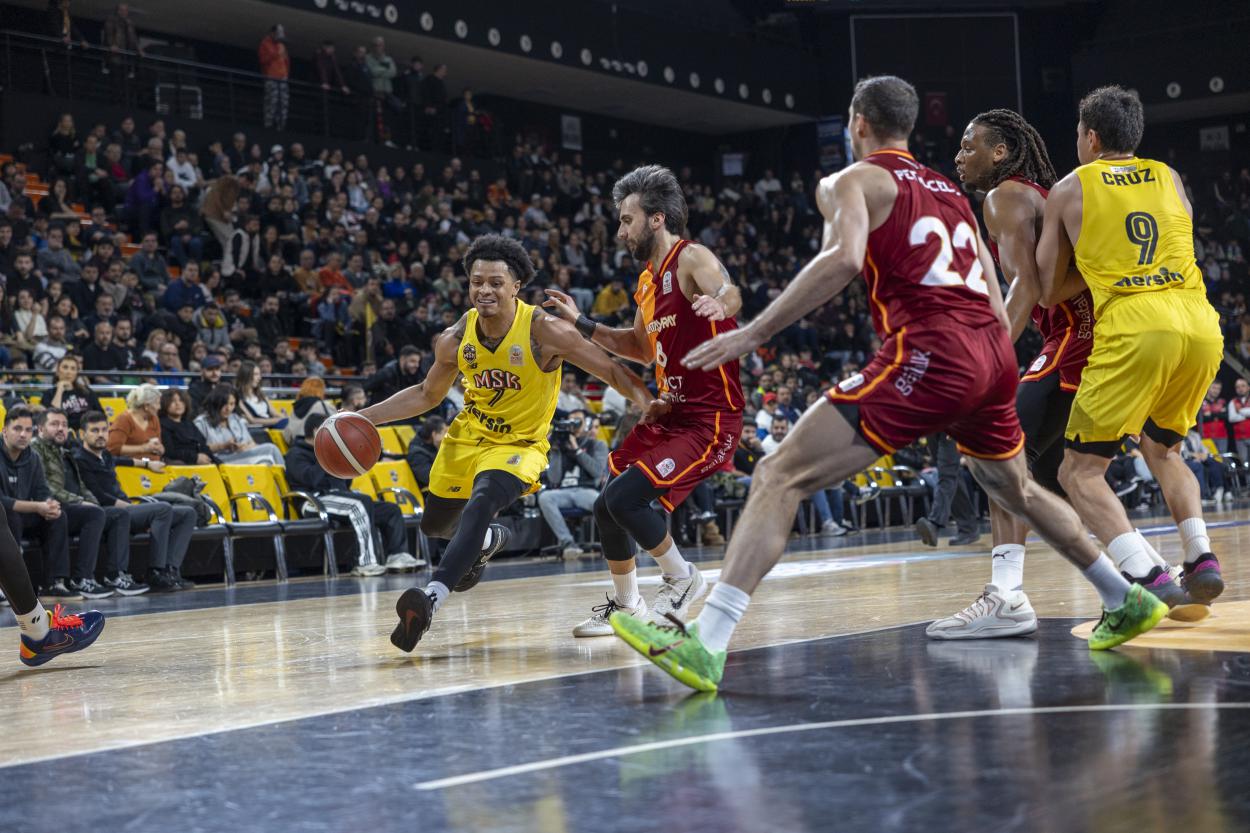MSK, Galatasaray'ı 114-76 Mağlup Etti