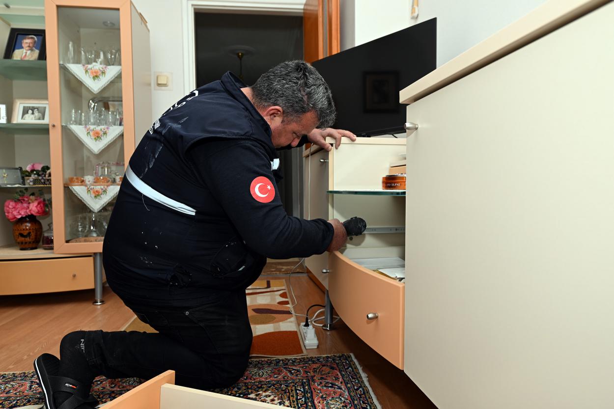 Mersin Büyükşehir, “Yaşlı Destek Hizmetleri ” ile Yaş Almışların Evinde Bir Ses Oluyor