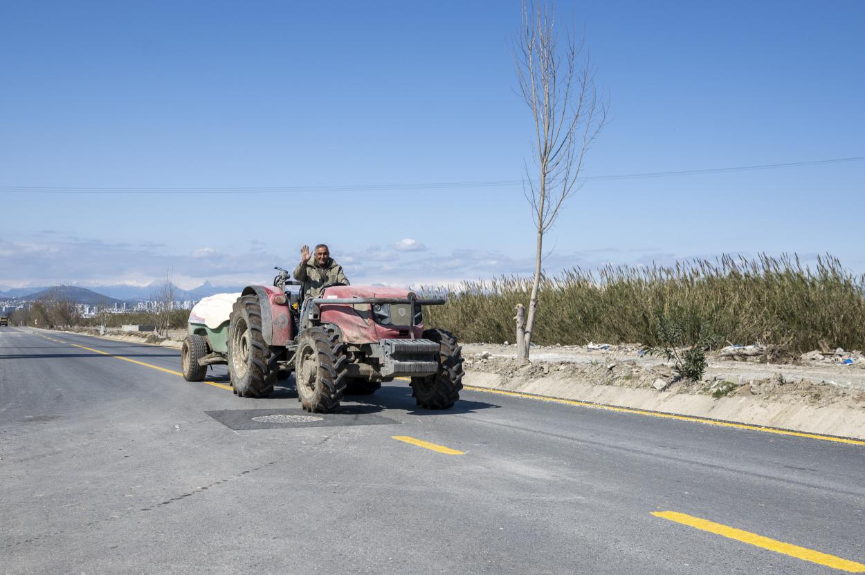 Büyükşehir'in Dokunuşuyla Tarsus Ulubatlı Hasan Bulvarı Yepyeni Görünüme Kavuştu