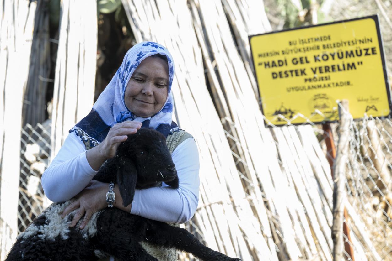 Kadınlar Mersin Büyükşehir ile Hayatı Baştan Yazıyor